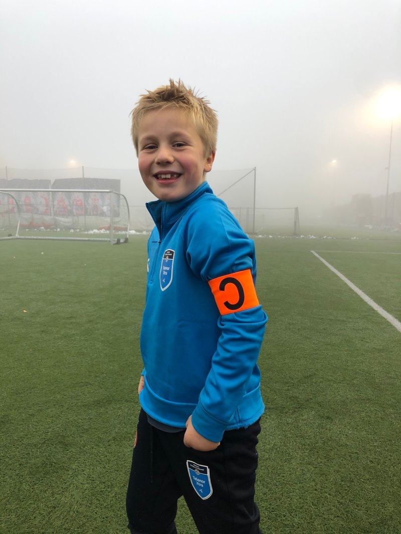 Aron Evensen-Slørdal;<br />Aaron er en gutt som bidrar med positivitet gjennom en hel økt. Han ser etter måter å bidra til fellesskapet på med å løfte blikket etter medspillere og de gode pasningene på trening. Utenfor banen ser han etter muligheter for å hjelpe til der det trengs. 