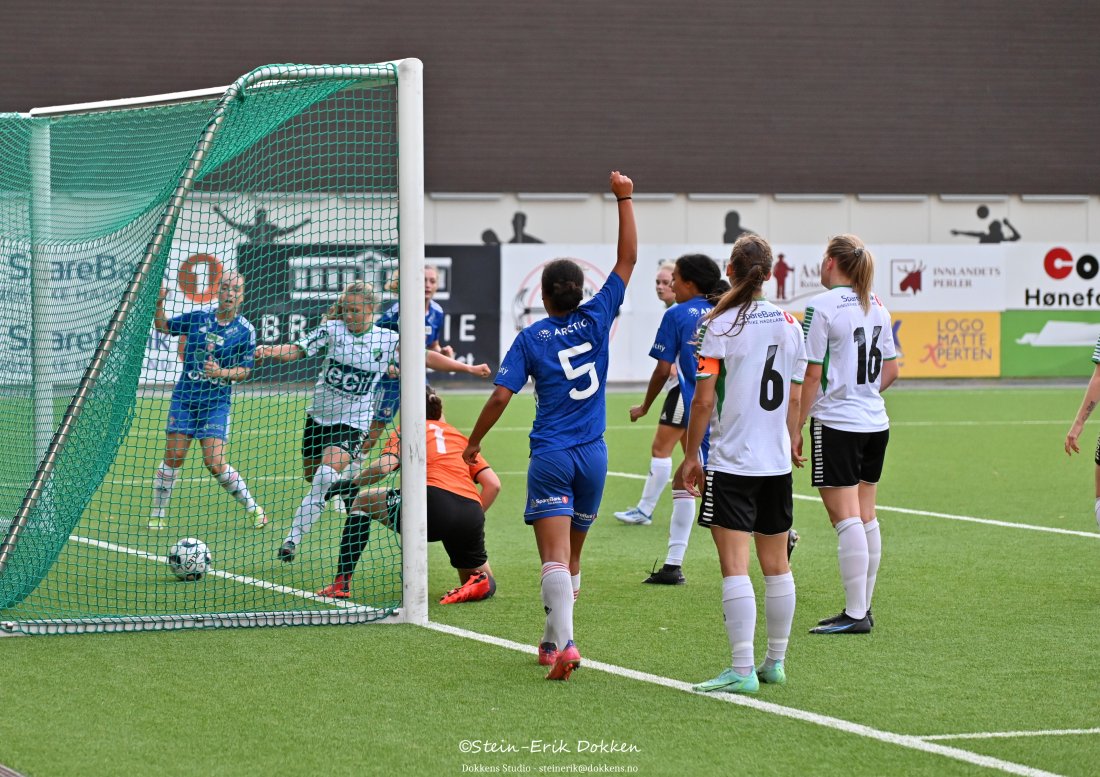 SED_5887-scoring (1).JPG