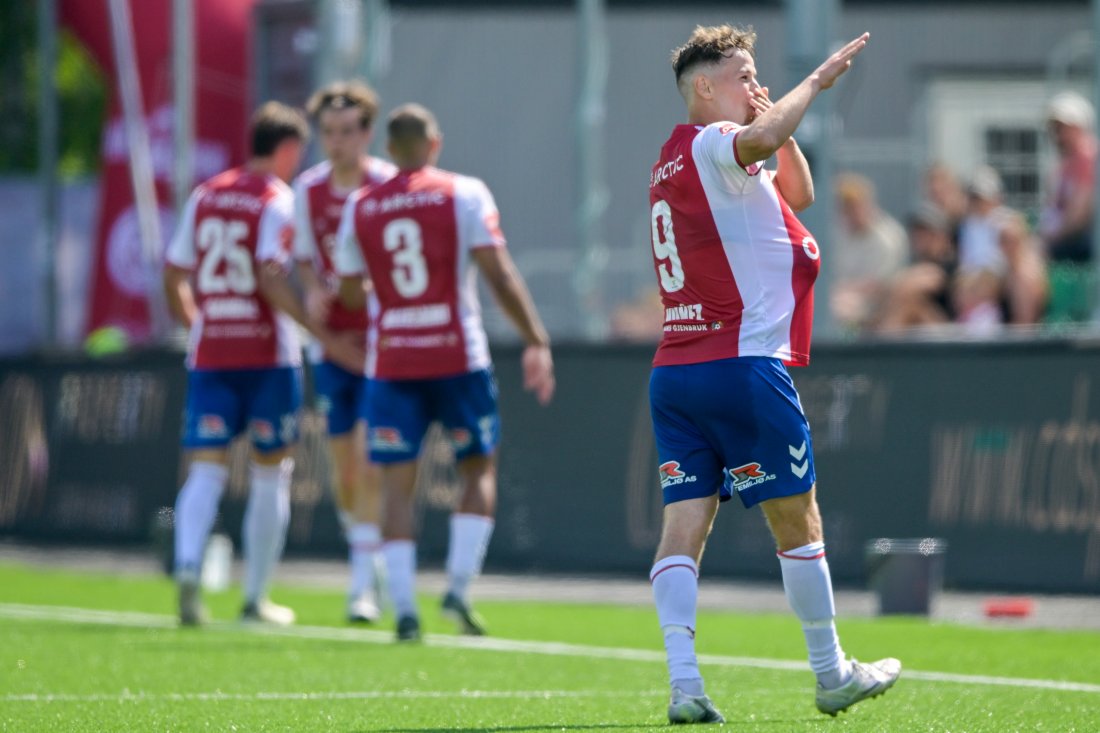 <em>Nunez scoret nummer én og serverte til nummer to. Foto: Annika Byrde / NTB</em>