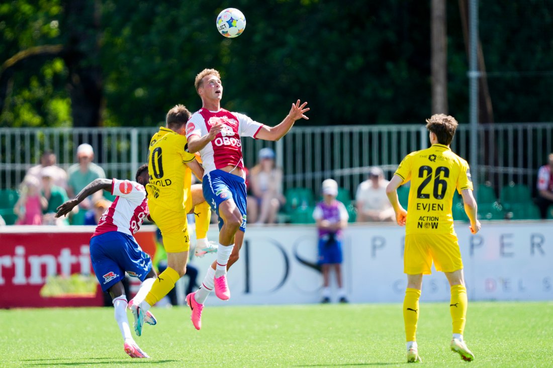 <em>Magnus Grødem startet som spiss for Kåffa i dag. Dessverre ble det med nesten i dag. Foto: Javad Parsa / NTB</em>