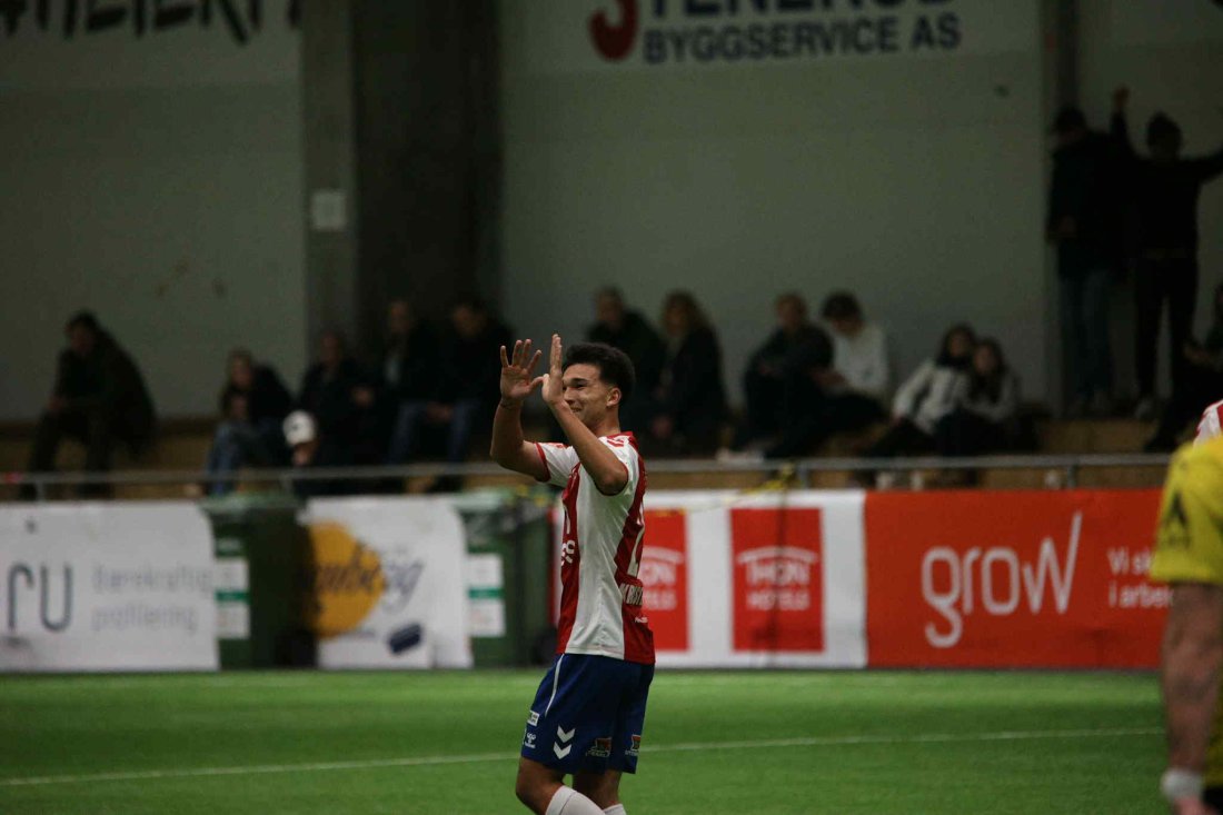 <em>Bjørn Martin nikket inn vår andre scoring like før pause. Foto: Markus Bratlie</em>