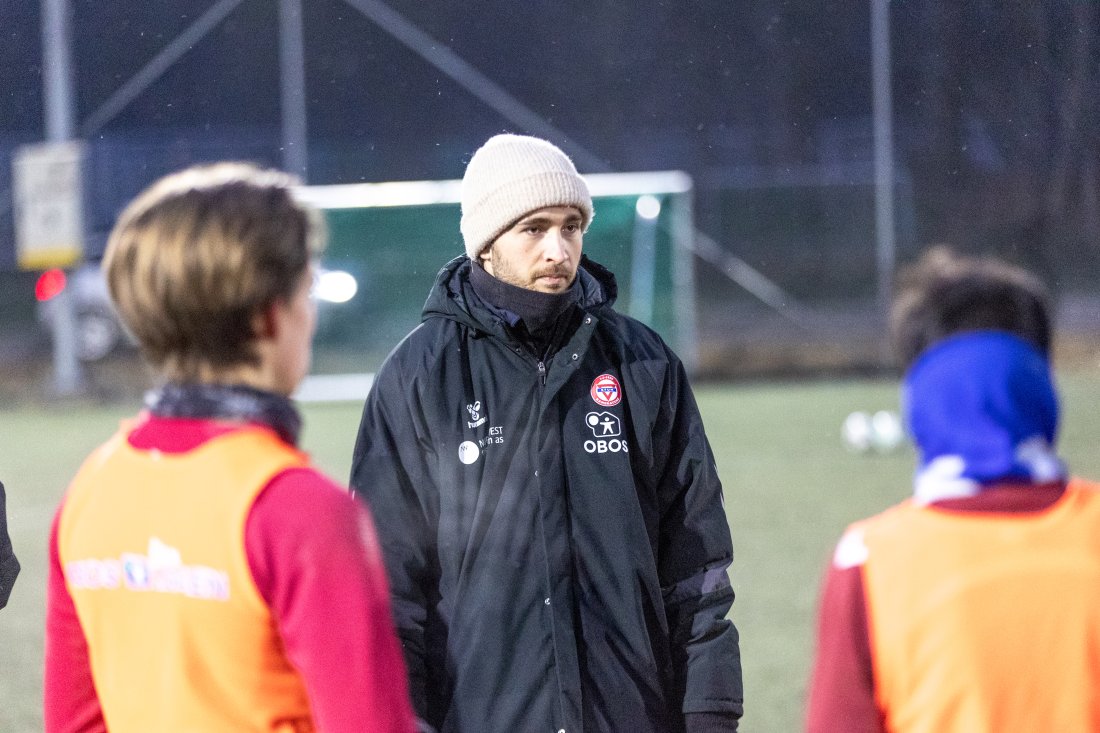 <em>Håkon Hoseth</em>