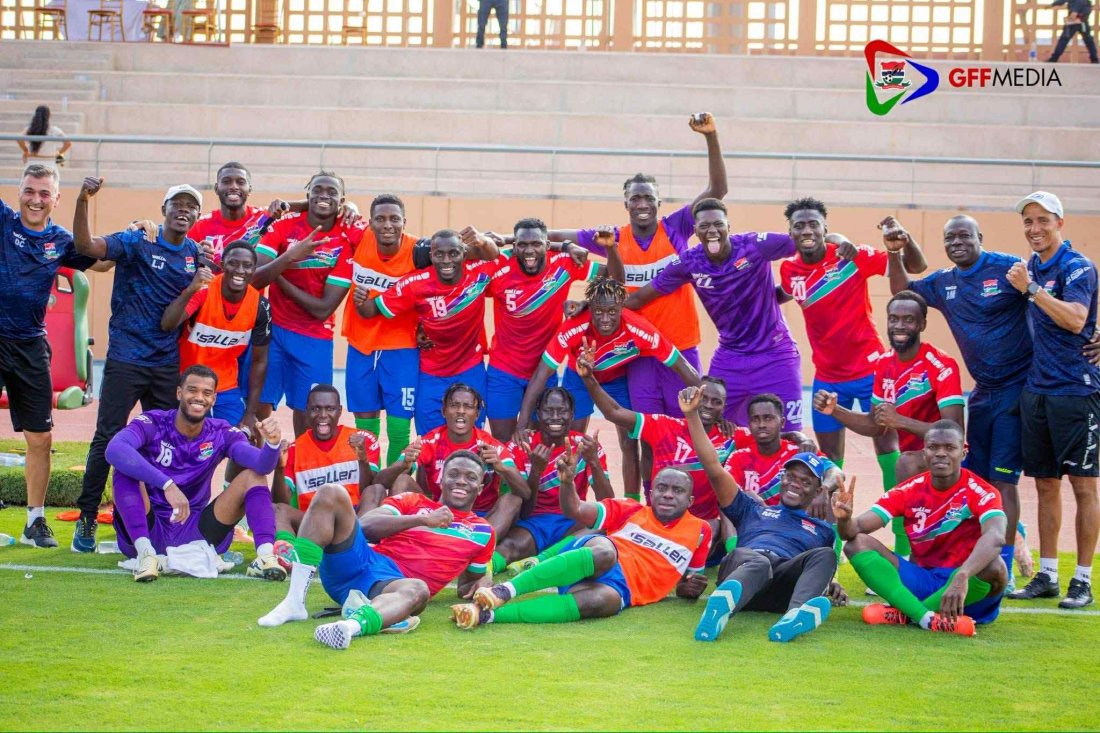Momodou Lion Njie med Gambias landslag