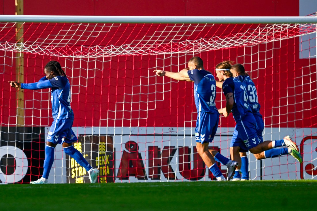 <em>God stemning etter at David Hickson satte inn 0-2-målet. Foto: Carina Johansen / NTB</em>